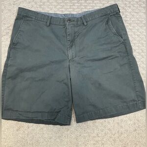 L.L.Bean Men’s Standard Fit Shorts  Size 40 Grey